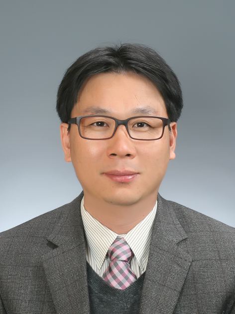 Dr.Yong Han Ahn